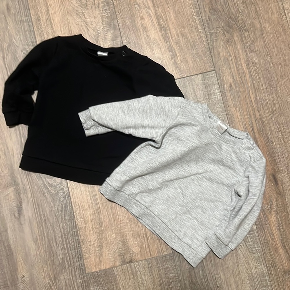2 H&M sweatshirts